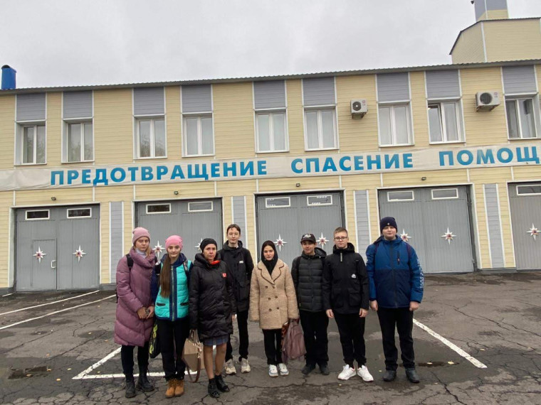 Учащиеся 8 д класса вместе с учителем истории Громотковой О.Б. приняли участие в 1 туре региональной олимпиаде «Тамбов известный - неизвестный».