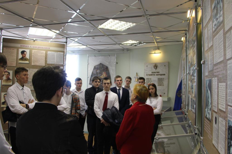 Учащиеся посетили  Управление ФСБ.